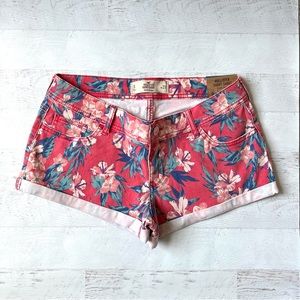 Hollister Shorts SIZE 29 Size 9 Pink Floral Denim